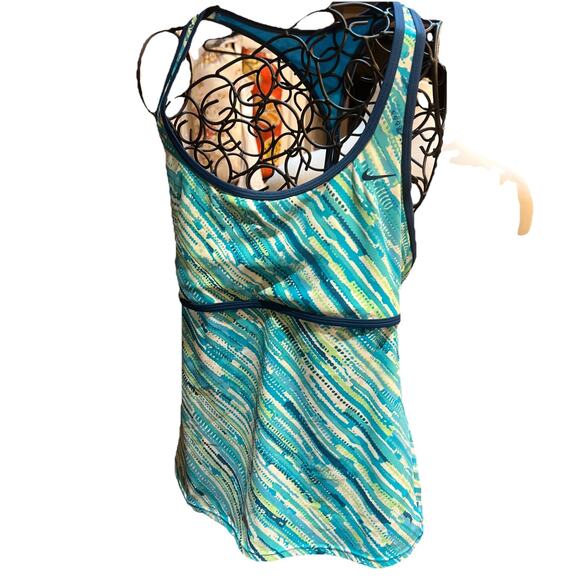 Nike Tops - NIKE DRI-FIT Size 10 Womens Med Blue Lined Wireless Racerback Sports Tankini